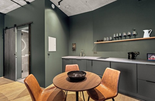 Reykjavik Apartment | Aurora Nooks