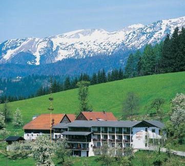 Edlbach Hotel | Ausflugshotel Huttersberg
