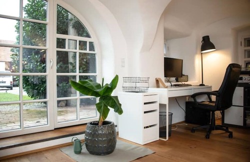 Etsdorf-Haitzendorf House | Auszeit am Modernen Vierkanthof