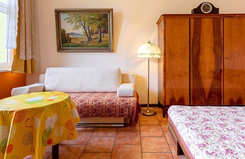 Altentreptow Apartment | Authentic and cosy holidayhome with big beautifull garden