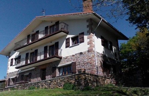 Elbete Cottage | Autxikoborda rural apartment for 6 people