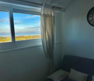 Courseulles-sur-Mer Apartment | Aux beaux coquillages, vue mer et sur le port
