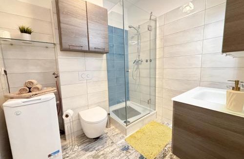 Favoriten House | Avío House, 3 Bedrooms, Garden area, Terrace