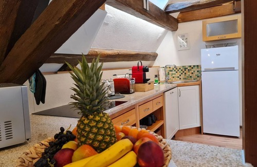 Kandel Apartment | AVAHOME 3 Kandel - Bathtub, box-spring bed, WLAN - AVAHOME Kandel