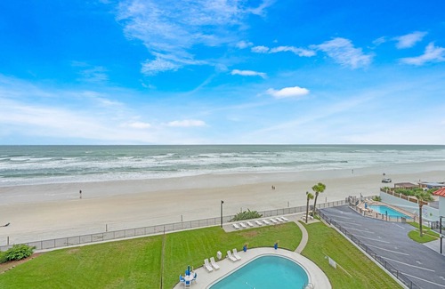 Seabreeze Park Condo | AVAILABLE - Final days of Bike Week March 04 - 10