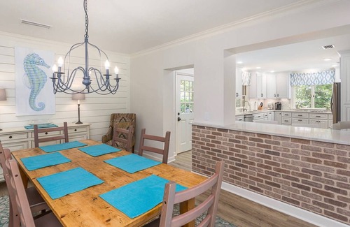 East Beach House | Available for 1-3 Month Snowbird Stay -Jan-March 2026-Send Message to Get Quote