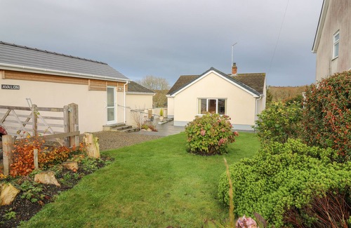 Cilgerran Cottage | AVALON, family friendly, character holiday cottage in Cilgerran