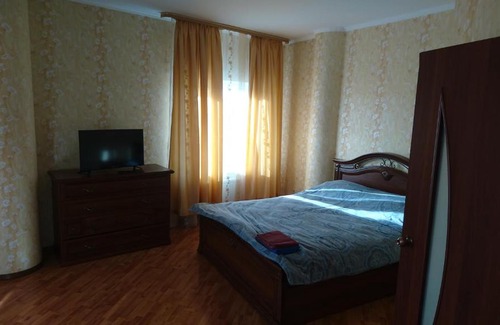 Tsentralnyy okrug Apartment | Avangard 72 on 50 years VLKSM 19