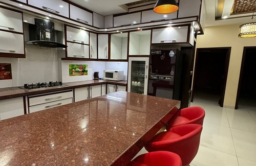 Karachi Condo | Avaron 3 Bedroom Executive Apartment