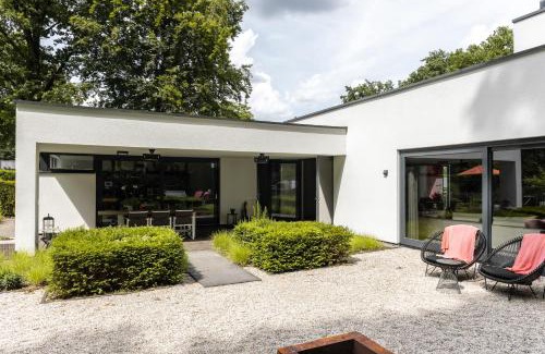 Municipality of Helmond Bed & Breakfast | Avellano
