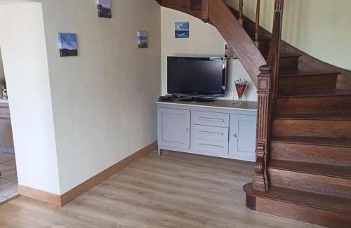 La Chabanne House | Aventure en plein air: gîte familial avec activités, proche La Loge des gardes et Paléopolis - FR-1-489-454