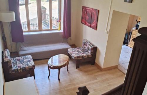 La Chabanne House | Aventure en plein air: gîte familial avec activités, proche La Loge des gardes et Paléopolis - FR-1-489-454
