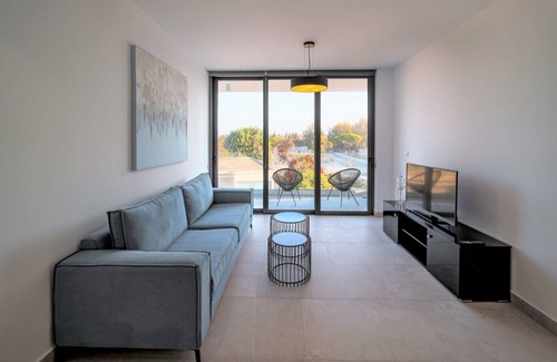 Paphos Apartment | Avenue 202 1-bedroom apartment