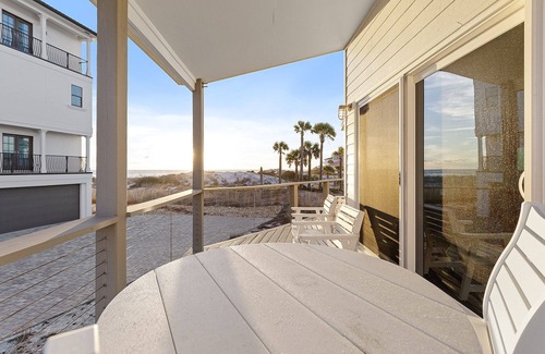 Tang-O-Mar House | Averitts Favorite - Newly Renovated, Gulf View, Tang-O-Mar Community!