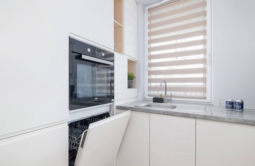 Czyzyny Apartment | Avia 1 Estate | Elegant Apartment