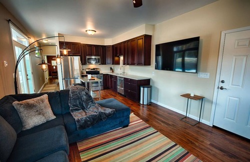 North Pole Apartment | Aviators Aurora Lakefront Retreat