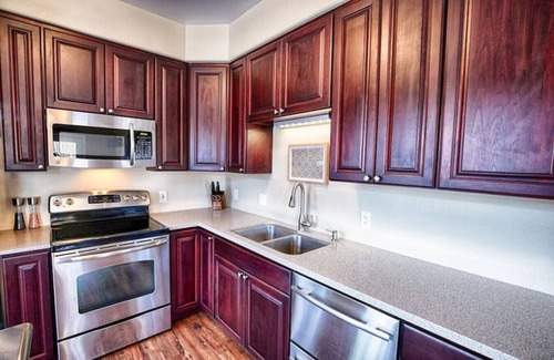 North Pole Apartment | Aviators Aurora Lakefront Retreat