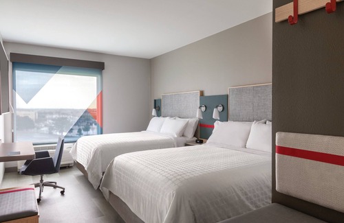 Des Plaines Hotel | avid hotel Chicago O’Hare – Des Plaines by IHG