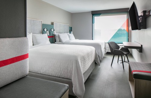 Roseville Hotel | avid hotel Roseville - Minneapolis North by IHG