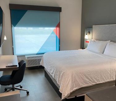 Portland Hotel | AVID Hotels Corpus Christi - Portland by IHG