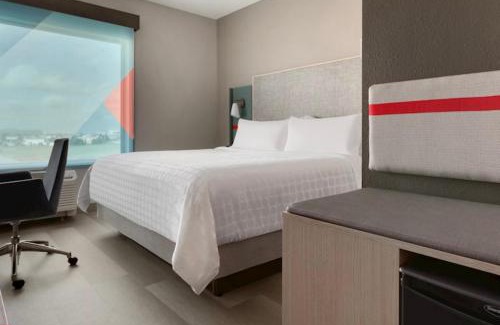 Macon Hotel | avid hotels - Macon North by IHG