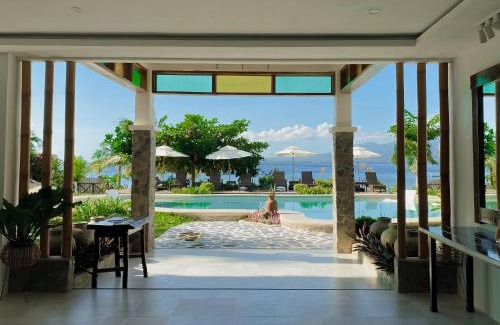 Santander Resort | Avila's Horizon Dive Resort Santander