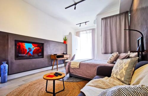 Ebene Apartment | Avya's Studio 317, Ebene Square, Ebene