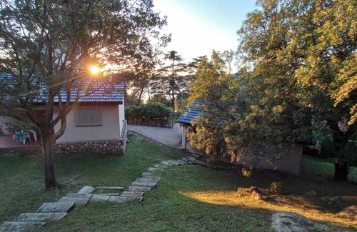 Yocsina Cabin | Away from the noise, immersed in the calm, close to the beautiful. Cabin and lake view.