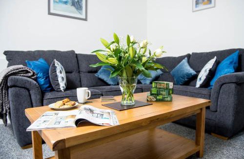 Saint Clears House | Awel Taf- Central cottage ideal for families, with parking