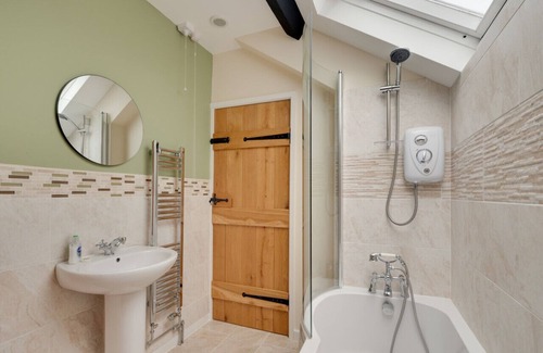 Pentre-Foelas House | Awen Foelas - Two Bedroom House, Sleeps 4