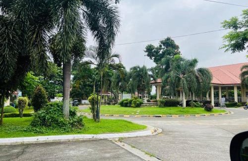 General Trias Apartment | Awesome 2 bedrooms, living & dining area