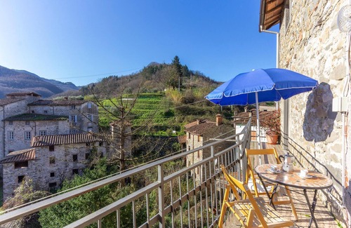 Gioviano Apartment | Awesome apartment in Gioviano -LU-