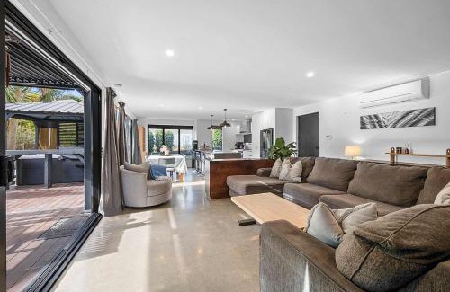 New Plymouth CBD House | Awesome Aubrey