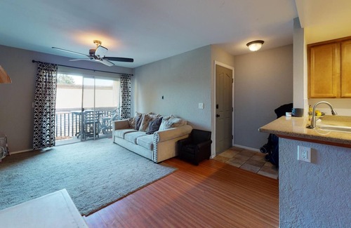 Loma Alta Condo | Awesome Condo with Balcony!