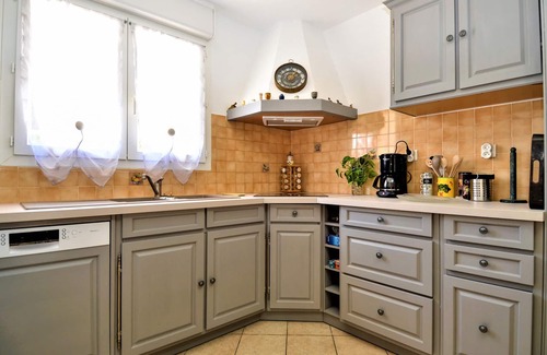 Saint-Laurent-La-Vernede House | Awesome home in S.Laurent-la-Vernede