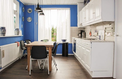 Acquoy House | Awesome home in Acquoy with WiFi