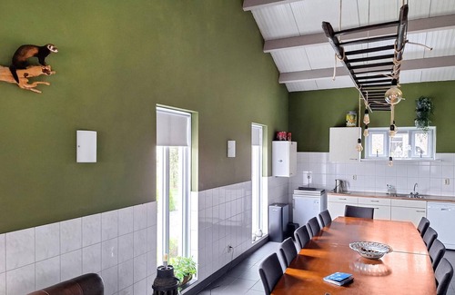 Acquoy House | Awesome home in Acquoy with WiFi