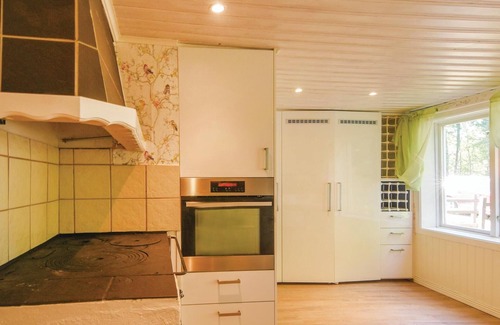 Ambjornarp House | Awesome home in Ambjörnarp with WiFi