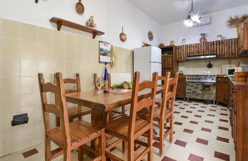 Assoro House | Awesome home in Assoro with WiFi
