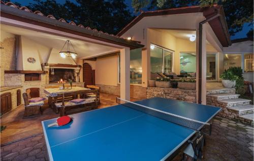 Belavici House | Awesome Home In Belavici With Sauna