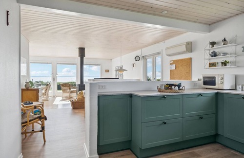 Helnæs By House | Awesome home in Ebberup with kitchen