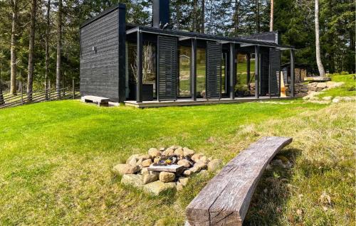 Fristad House | Awesome Home In Fristad With Kitchen