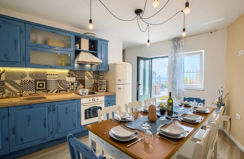 Hreljin House | Awesome home in Hreljin with sauna