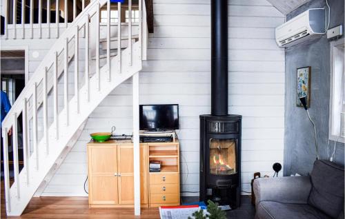 Hylte House | Awesome Home In Hyltebruk With Sauna