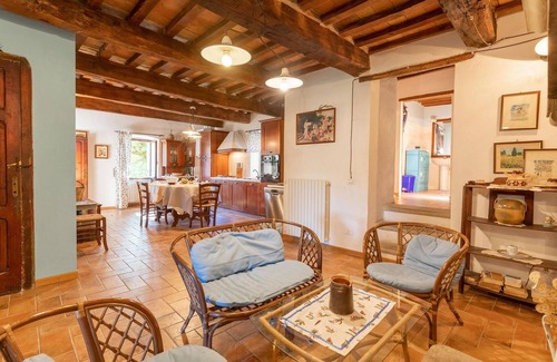 Pietralunga House | Awesome home in Pietralunga PG