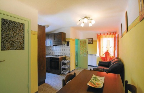 Montefegatesi House | Awesome home in Montefegatesi with WiFi