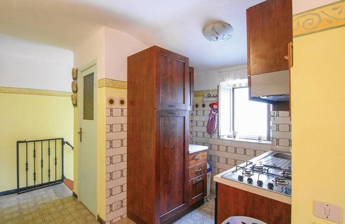 Montefegatesi House | Awesome home in Montefegatesi with WiFi