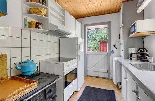 Bedegaard House | Awesome home in Nexø with WiFi