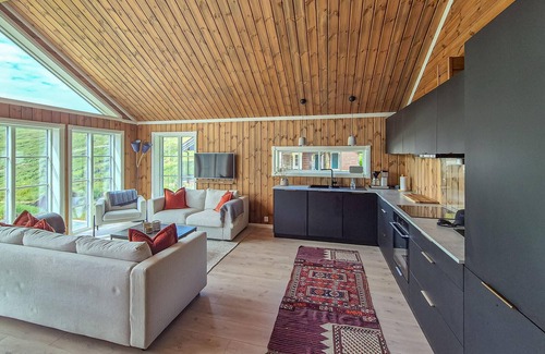 Kvam House | Awesome home in Norheimsund with WiFi