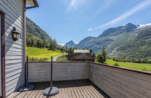 Jostedal House | Awesome home in Oldedalen